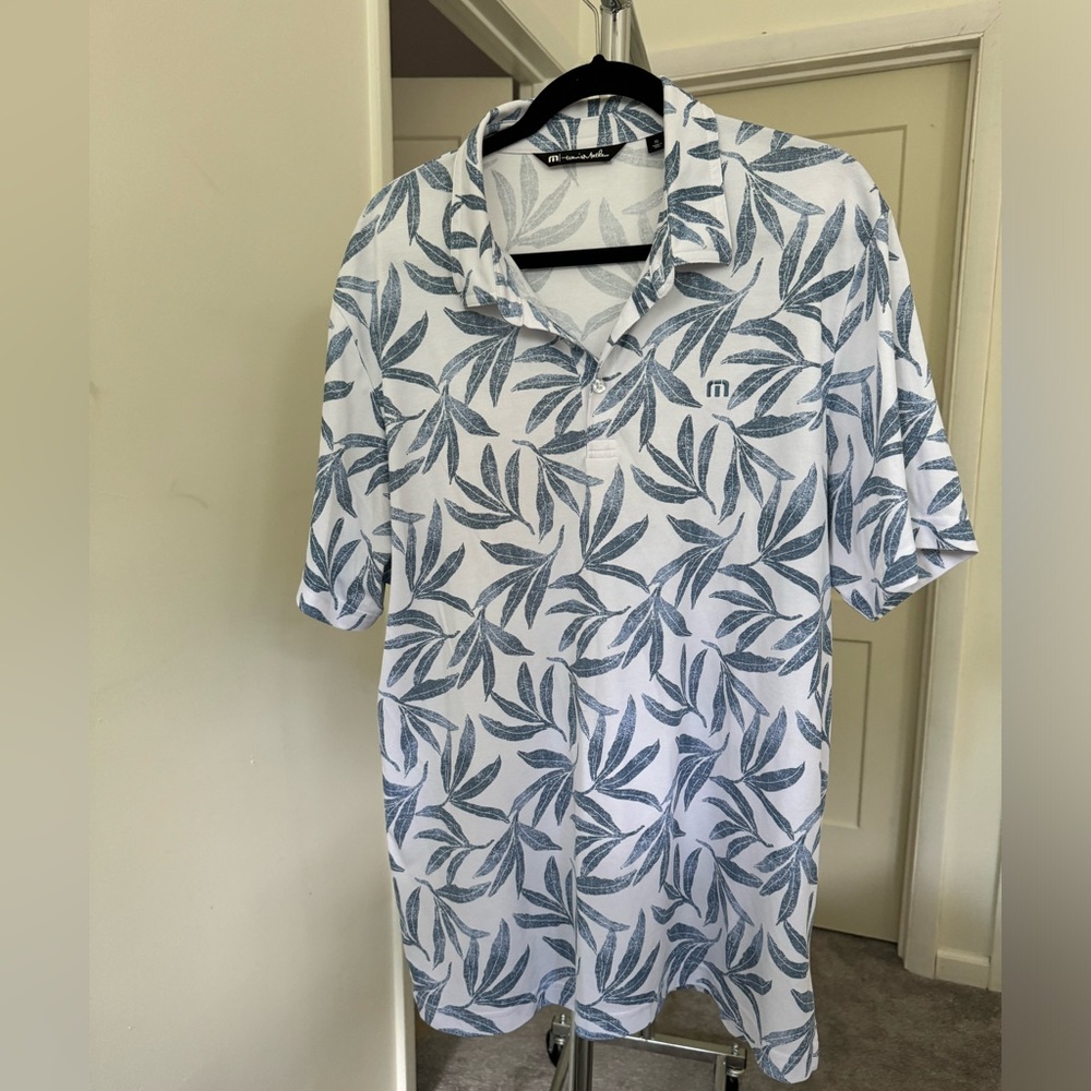 Travis Matthew XL Tropical Golf Shirt